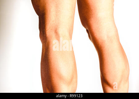 Muskeln der hinteren Bein, Gastrocnemius und Soleus Muskels, Foto eines Athleten. Stockfoto