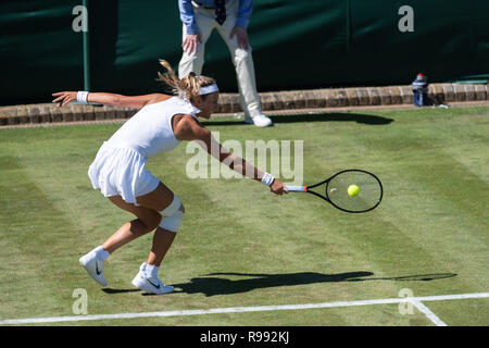 02. Juli 2018. Die Wimbledon Tennis Championships 2018 auf der All England Lawn Tennis und Croquet Club, London, England, UK statt. Ekaterina Alexand Stockfoto