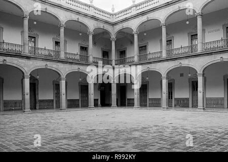 MONTERREY, NL/MEXIKO - 10.November 2003: Interieur Detail der Governor's Palace. Ein Museum seit 2006. Stockfoto