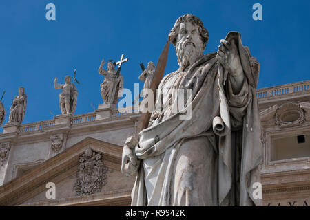 Vatikan. Statue des heiligen Petrus Stockfoto