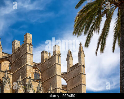 PALMA DE MALLORCA, SPANIEN - 23. MAI 2018: Kathedrale von Palma (Catedral de Santa María de Palma de Mallorca) Stockfoto