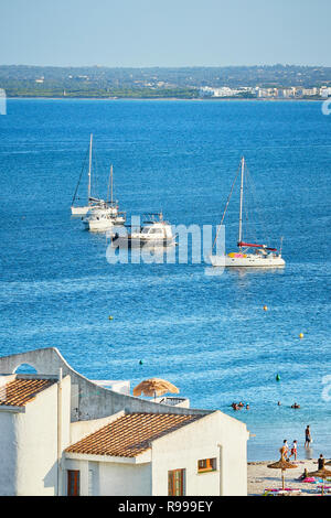 Hafen von Alcudia, touristischen Zentrum im Norden von Mallorca, Spanien. Stockfoto