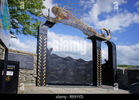 Newcastle Emlyn, die Überreste des normannischen Schlosses Stockfoto