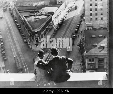 Original Film Titel: Freiheit. Englischer Titel: Freiheit. Jahr: 1929. Regie: LEO MCCAREY. Stars: Oliver Hardy, Stan Laurel. Credit: HAL ROACH/MGM/Album Stockfoto