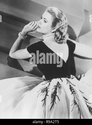 Kostüme: Edith Head. Original Film Titel: HECKSCHEIBE. Englischer Titel: HECKSCHEIBE. Jahr: 1954. Regie: Alfred Hitchcock. Stars: Grace Kelly. Quelle: Paramount Pictures/Album Stockfoto