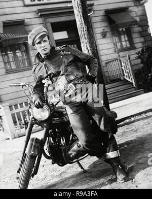 Original Film Titel: DER WILDE. Englischer Titel: DER WILDE. Jahr: 1953. Regie: László BENEDEK. Stars: Marlon Brando. Quelle: Columbia Pictures/Album Stockfoto