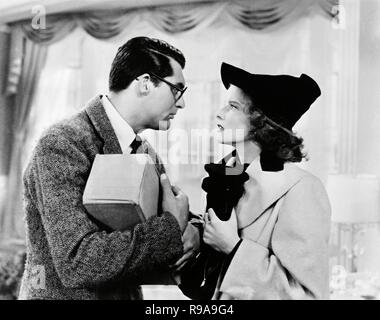 Original Film Titel: UP BABY BRINGT. Englischer Titel: Bringing up baby. Jahr: 1938. Regie: Howard Hawks. Stars: Cary Grant, Katharine Hepburn. Credit: RKO/Album Stockfoto