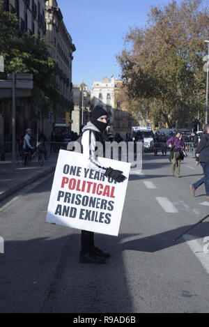 Barcelona, Spanien. 21 Dez, 2018. Einen allgemeinen Blick auf Barcelona Straße während Minister Vorstandssitzung Tag in Barcelona, Spanien, am Freitag, den 21. Dezember 2018 Quelle: CORDON PRESSE/Alamy leben Nachrichten Stockfoto