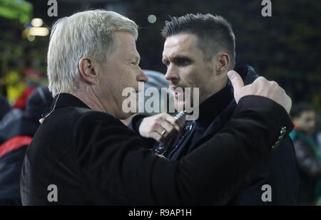 Dortmund, Deutschland. 21 Dez, 2018. firo Fußball, 21.12.2018 1.Bundesliga, Saison 2018/2019 BVB Borussia Dortmund - VfL Borussia Mönchengladbach, Gladbach, Borussia Mönchengladbach 2:1 Oliver Kahn mit Sebastian Kehl | Verwendung der weltweiten Kredit: dpa/Alamy leben Nachrichten Stockfoto