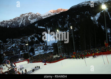 Madonna di Campiglio, Trento, Italien. 22. Dez 2018. Audi FIS Ski World Cup, mens Slalom; Die 3 Tre hang Credit: Aktion Plus Sport Bilder/Alamy leben Nachrichten Stockfoto