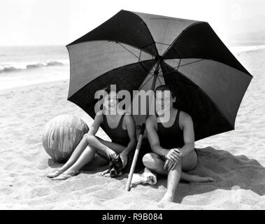 DOUGLAS FAIRBANKS JR.; JOAN CRAWFORD. 1940. Stockfoto