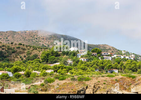 Paisajes del Camino de Ronda de Llançà ein Port de la Selva. Stockfoto