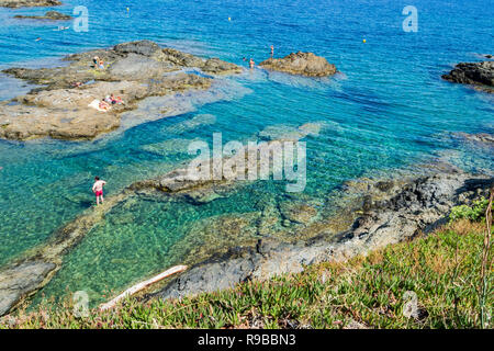 Paisajes del Camino de Ronda de Llançà ein Port de la Selva. Stockfoto