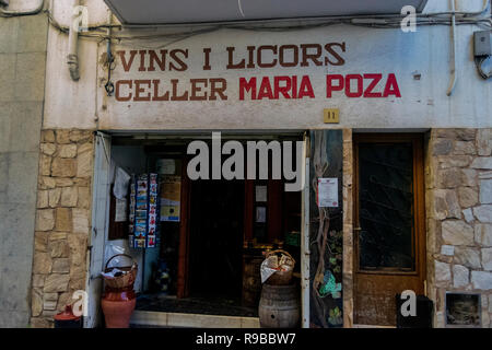 Straßen und Markt von Llançà, Alt Empordà, Girona, Catalunya. Stockfoto