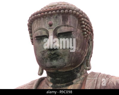 Nahaufnahme des Gesichts des riesigen bronzestatue, fast 44 m hoch, der grosse Buddha bei Kotoku-in Tempel, Kamakura, einem nationalen Schatz Stockfoto