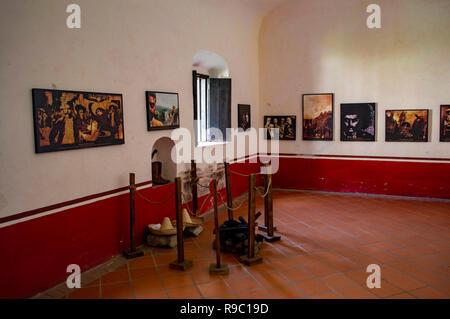 Eine Ausstellung in der Ex Convento del Desierto de los Leones in Mexiko City, Mexiko Stockfoto