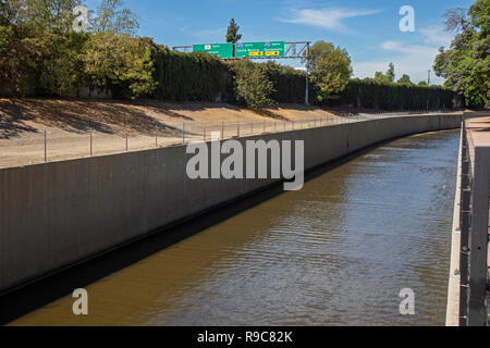 Los Angeles River, Van Nuys, Kalifornien, USA Stockfoto