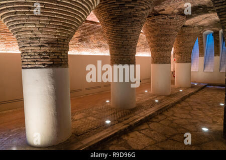 Barcelona, Spanien, 21. April 2017: Der Keller des Palau Güell von Antoni Gaudí Stockfoto