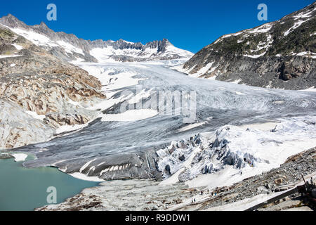 Der Rhonegletscher ist möglich auf dem Gletscher zu gehen und besuchen eine Eisgrotte, Wallis, Schweiz Stockfoto