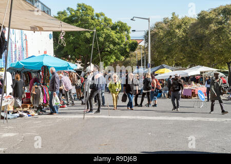 Portugal, Estredmadura, Lissabon, Alfama, Feira da ladra Flohmarkt oder die Diebe Markt in Campo Santa Clara Stockfoto