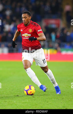 Cardiff, Großbritannien. 22 Dez, 2018. Anthony Martial von Manchester United in der Premier League Match zwischen Cardiff City und Manchester United an der Cardiff City Stadium, Cardiff, Wales am 22. Dezember 2018. Foto von Dave Peters. Nur die redaktionelle Nutzung, eine Lizenz für die gewerbliche Nutzung erforderlich. Keine Verwendung in Wetten, Spiele oder einer einzelnen Verein/Liga/player Publikationen. Credit: UK Sport Pics Ltd/Alamy leben Nachrichten Stockfoto