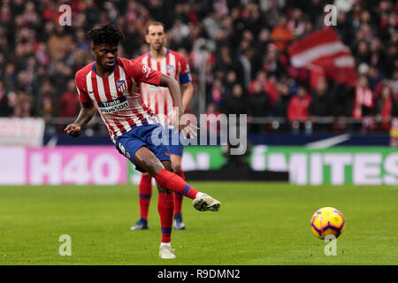 Madrid, Spanien. 22 Dez, 2018. Atletico de Madrid Thomas Teye während La Liga Match zwischen Atletico de Madrid und der RCD Espanyol an Wanda Metropolitano Stadion in Madrid, Spanien. Credit: SOPA Images Limited/Alamy leben Nachrichten Stockfoto