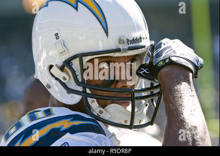 Oakland, Kalifornien, USA. 10.Oktober 2010. San Diego Chargers wide receiver Malcom Floyd #80 am Sonntag, den 10. Oktober 2010, im Oakland-Alameda County Coliseum in Oakland, Kalifornien. Die Räuber besiegt die Ladegeräte 35-27. Credit: Al Golub/ZUMA Draht/Alamy leben Nachrichten Stockfoto