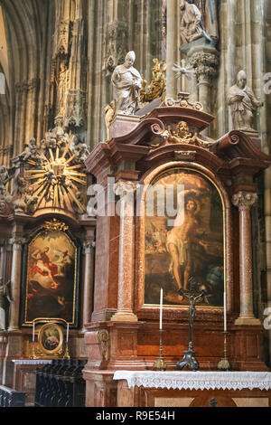 Wien, Österreich - 26 August, 2018: die Innenseite der Stephansdom in Wien, Österreich Stockfoto