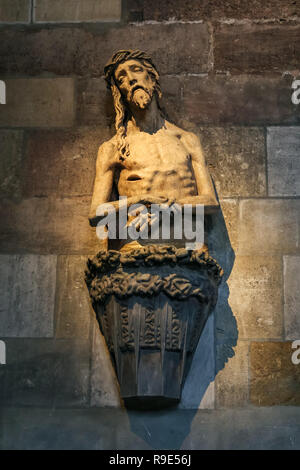 Wien, Österreich - 26 August, 2018: die Innenseite der Stephansdom in Wien, Österreich Stockfoto