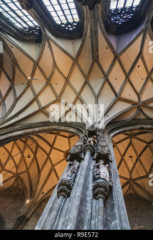 Wien, Österreich - 26 August, 2018: die Innenseite der Stephansdom in Wien, Österreich Stockfoto