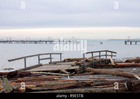 White Rock Sturm Folgen Stockfoto