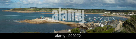 Hugh Town Panorama; von Star Castle, die St. Mary's; Scilly-Inseln, Großbritannien Stockfoto