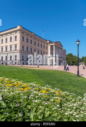 Der Königliche Palast (Det Kongelige slott), Slottsparken, Oslo, Norwegen Stockfoto