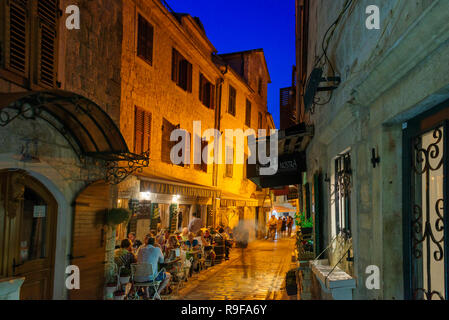 Nacht Blick auf die Altstadt, Kotor, Montenegro Stockfoto