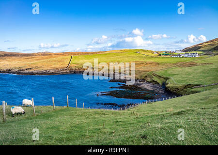 Duntulm von den Ruinen von Duntulm Castle, Isle of Skye - Schottland gesehen. Stockfoto