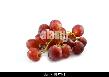 Rote Trauben aus dem Kühlschrank/welken beginnen Trauben isoliert auf weißem Stockfoto