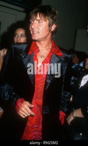 BURBANK, CA - 5. JUNI: Musiker Simon LeBon von Duran Duran der zweiten jährlichen MTV Movie Awards am 5. Juni 1993 an die Walt Disney Studios in Burbank, Kalifornien. Foto von Barry King/Alamy Stock Foto Stockfoto