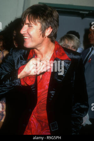 BURBANK, CA - 5. JUNI: Musiker Simon LeBon von Duran Duran der zweiten jährlichen MTV Movie Awards am 5. Juni 1993 an die Walt Disney Studios in Burbank, Kalifornien. Foto von Barry King/Alamy Stock Foto Stockfoto