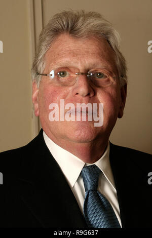 NEW YORK, NEW YORK - Januar 08: Endocrinologist, Dr. David Kleinberg an seinem Wohnsitz am 8. Januar 2008 in New York City. (Foto von Steve Mack/S.D. Mack Bilder) Stockfoto