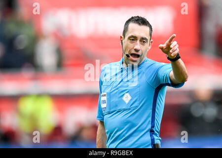 Utrecht, Niederlande vom 23. Dezember 2018 Fußball-niederländischen Eredivisie: FC Utrecht v Ajax Amsterdam (M) Schiedsrichter Dennis Higler Eredivisie seizoen 2018-2019 Stockfoto