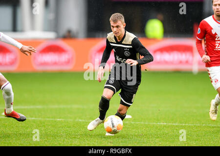 Utrecht, Niederlande vom 23. Dezember 2018 Fußball-niederländischen Eredivisie: FC Utrecht v Ajax Amsterdam (M) Daley Sinkgraven von Ajax Amsterdam Eredivisie seizoen 2018-2019 Stockfoto