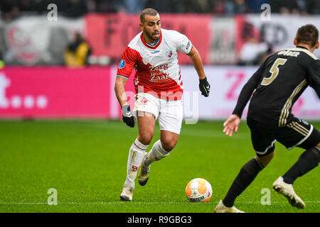 Utrecht, Niederlande vom 23. Dezember 2018 Fußball-niederländischen Eredivisie: FC Utrecht v Ajax Amsterdam (L) Oussama Tannane des FC Utrecht Eredivisie seizoen 2018-2019 Stockfoto