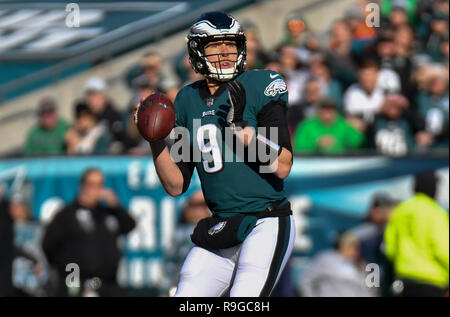 Philadelphia, Pennsylvania, USA. 23 Dez, 2018. Nick Foles (9) der Philadelphia Eagles sieht bei einem Spiel gegen die Houston Texans am Lincoln Financial Field am 23 Dezember, 2018 in Philadelphia, Pennsylvania. Gregory Vasil/Cal Sport Media/Alamy leben Nachrichten Stockfoto