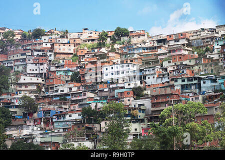 Shantytown, Slum, Zusammen hang Stadt Caracas, Caracas, Capital District, Venezuela, Südamerika gebaut Stockfoto