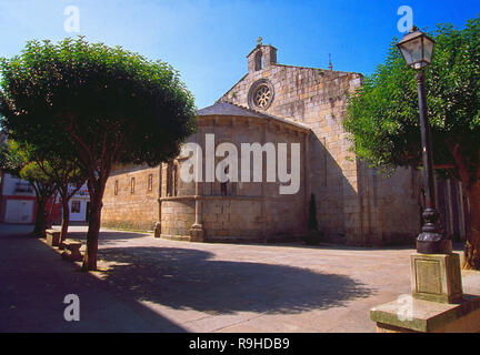 Die Apsis der Kirche Santa Maria del Campo. Viveiro, Provinz Lugo, Galizien, Spanien. Stockfoto