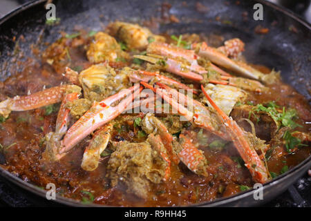 Krabbe Curry in der Pfanne Stockfoto