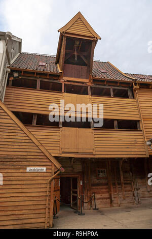 Holz- lager in Jacobsfjorden Bryggen, Bergen, Norwegen Stockfoto