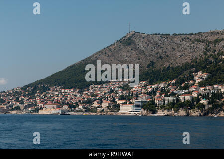 Suchen in Richtung Dubrovnik Festland von der Insel Lokrum, Kroatien Stockfoto