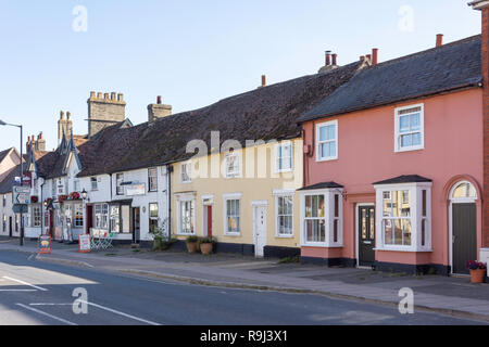 Zeitraum Cottages, High Street, Needham Market, Suffolk, England, Vereinigtes Königreich Stockfoto