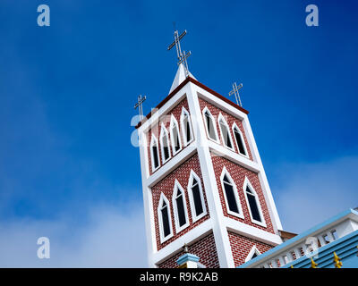 KYAING TONG, MYANMAR - ca. Dezember 2017: Kirche am Pin Tauk Dorf Lahu Stamm in Kyaing Tong. Stockfoto